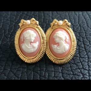 Vintage Gold & Ivory Bust Earrings